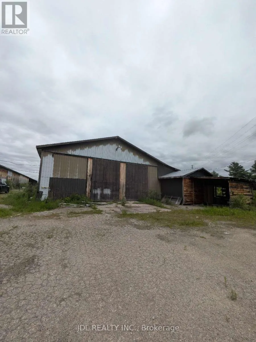 299 BOUNDARY ROAD E