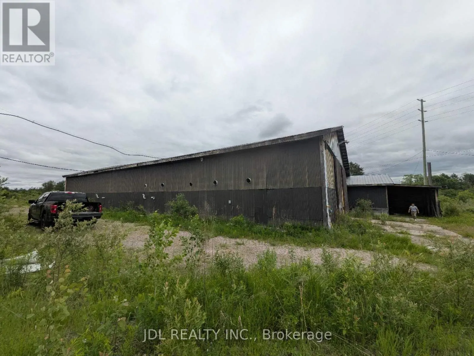 299 BOUNDARY ROAD E