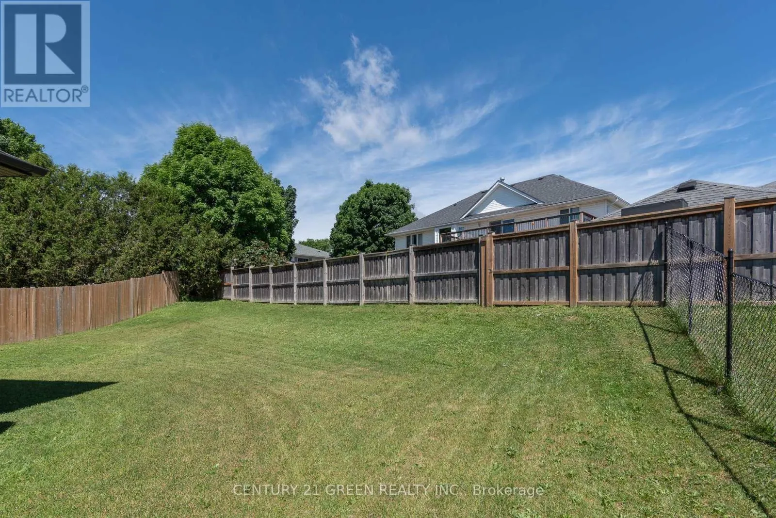 51 CRAB APPLE COURT