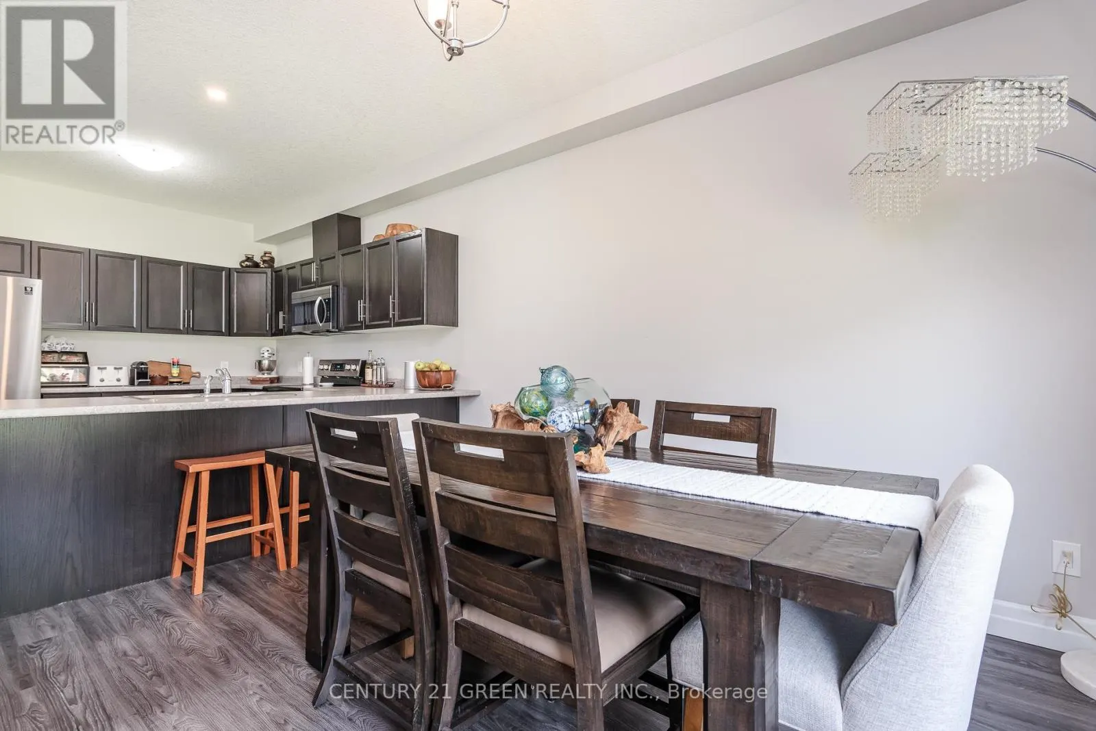 51 CRAB APPLE COURT