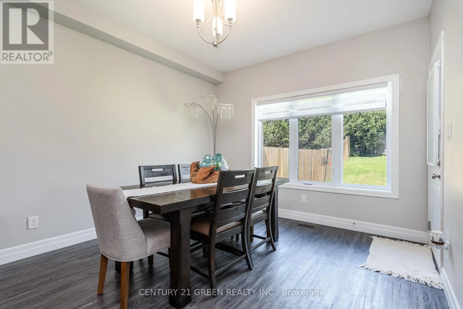 51 CRAB APPLE COURT