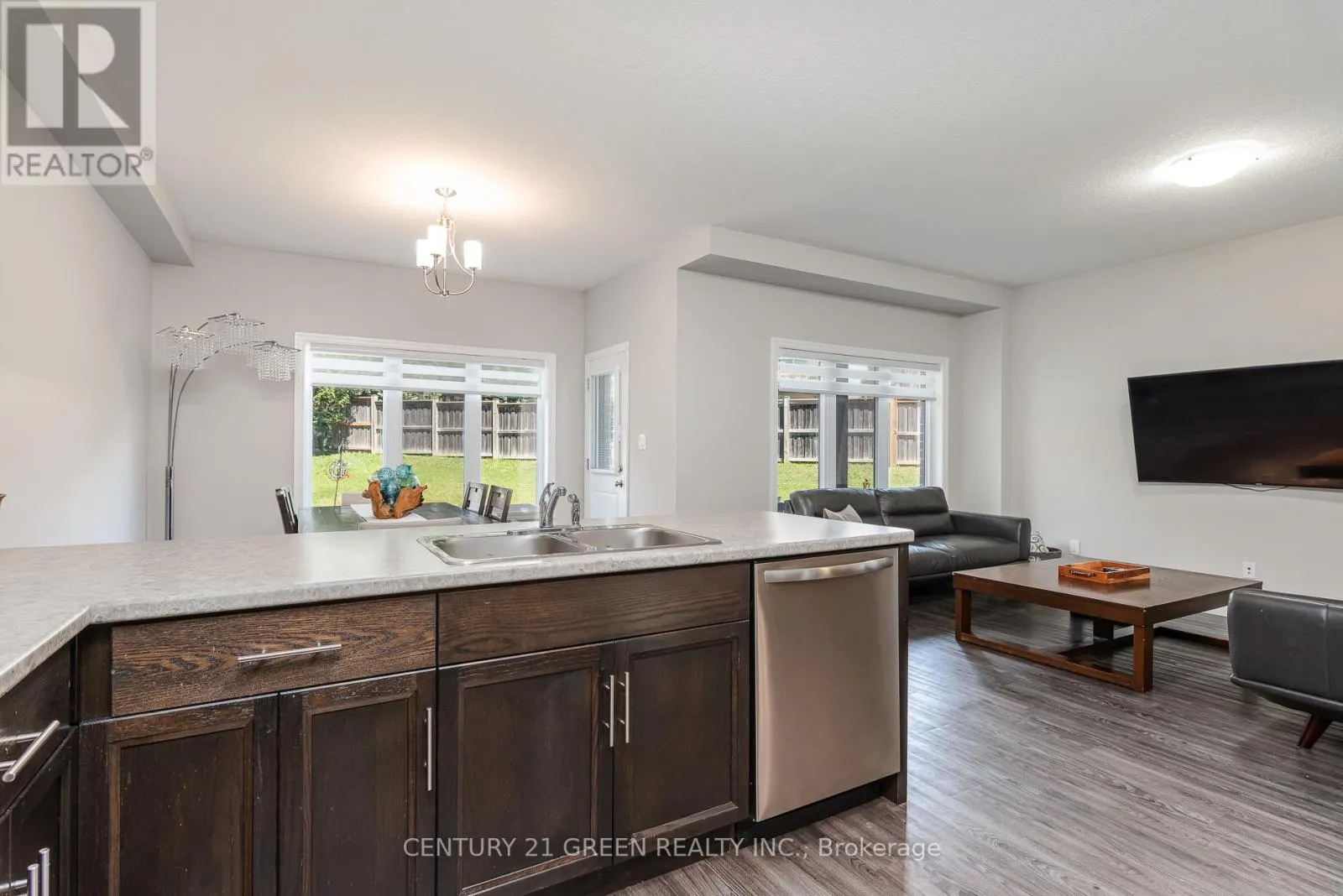 51 CRAB APPLE COURT