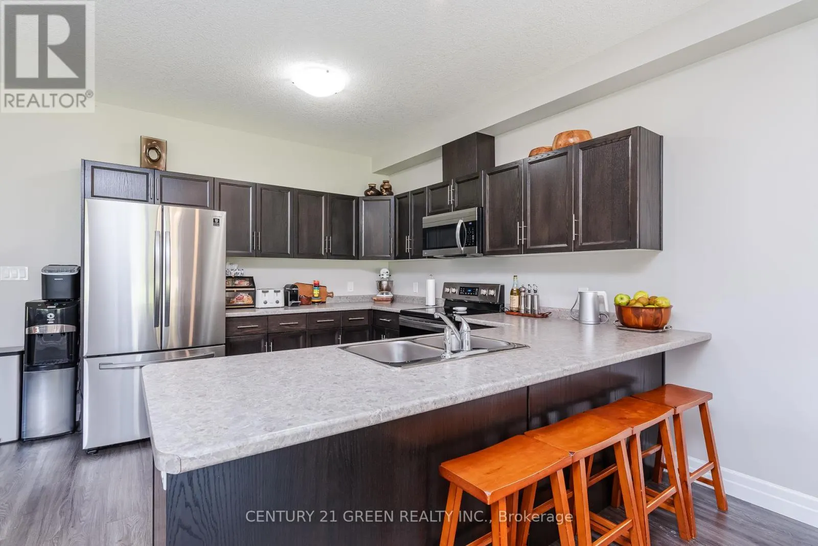 51 CRAB APPLE COURT