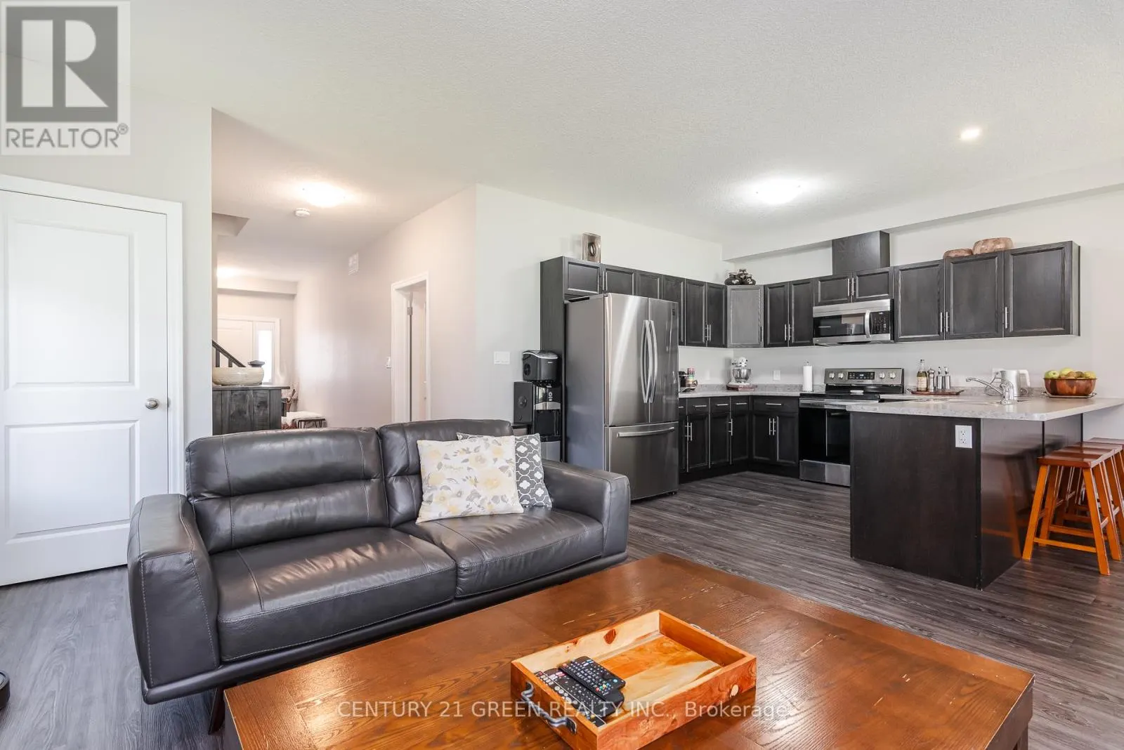 51 CRAB APPLE COURT