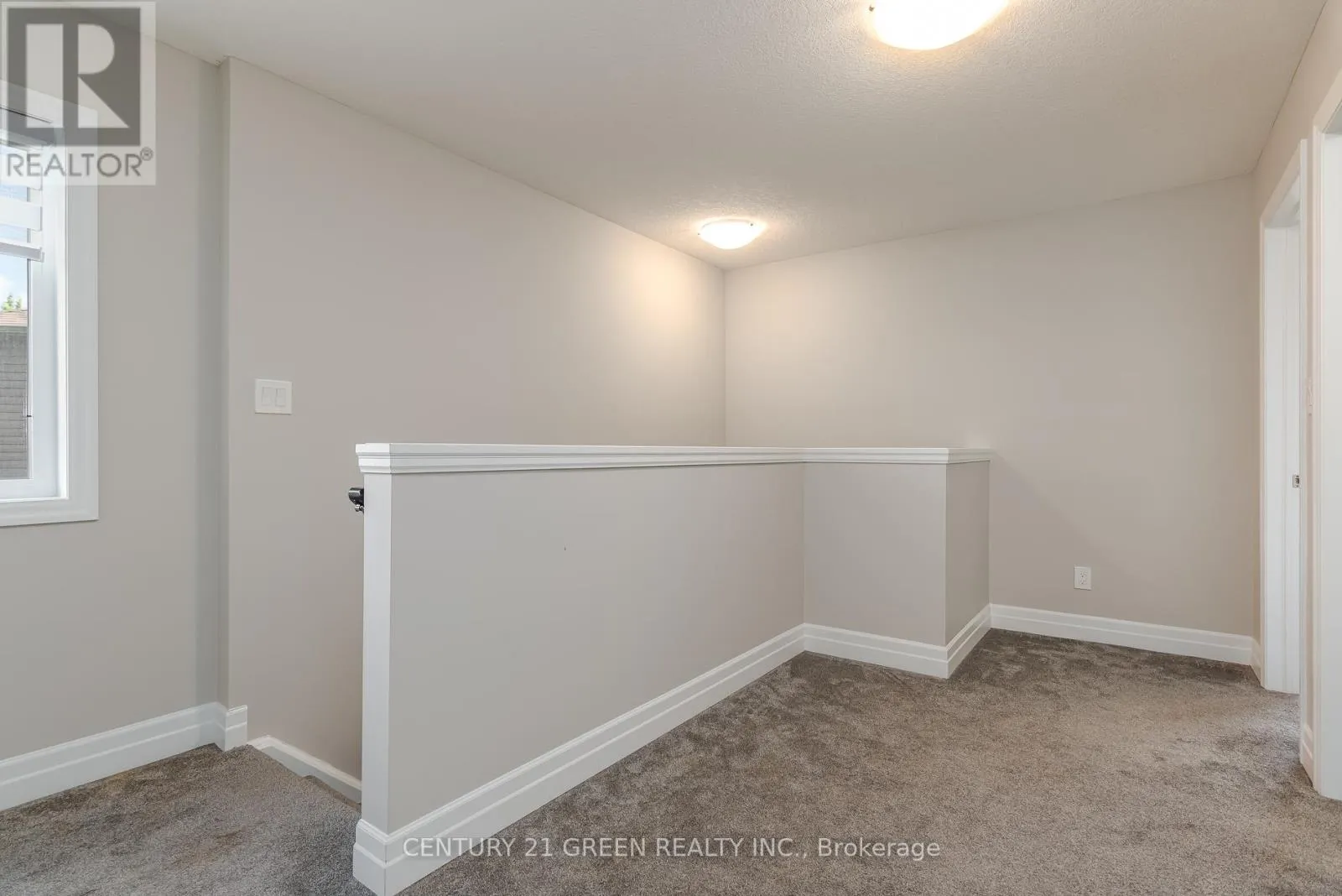 51 CRAB APPLE COURT