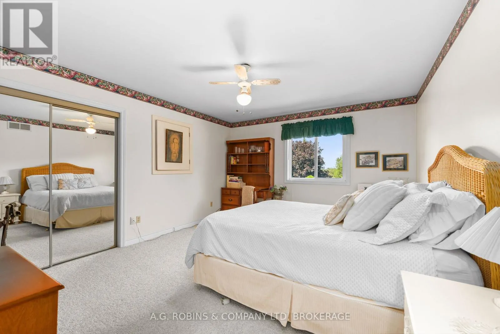 10321 LAKSHORE ROAD W