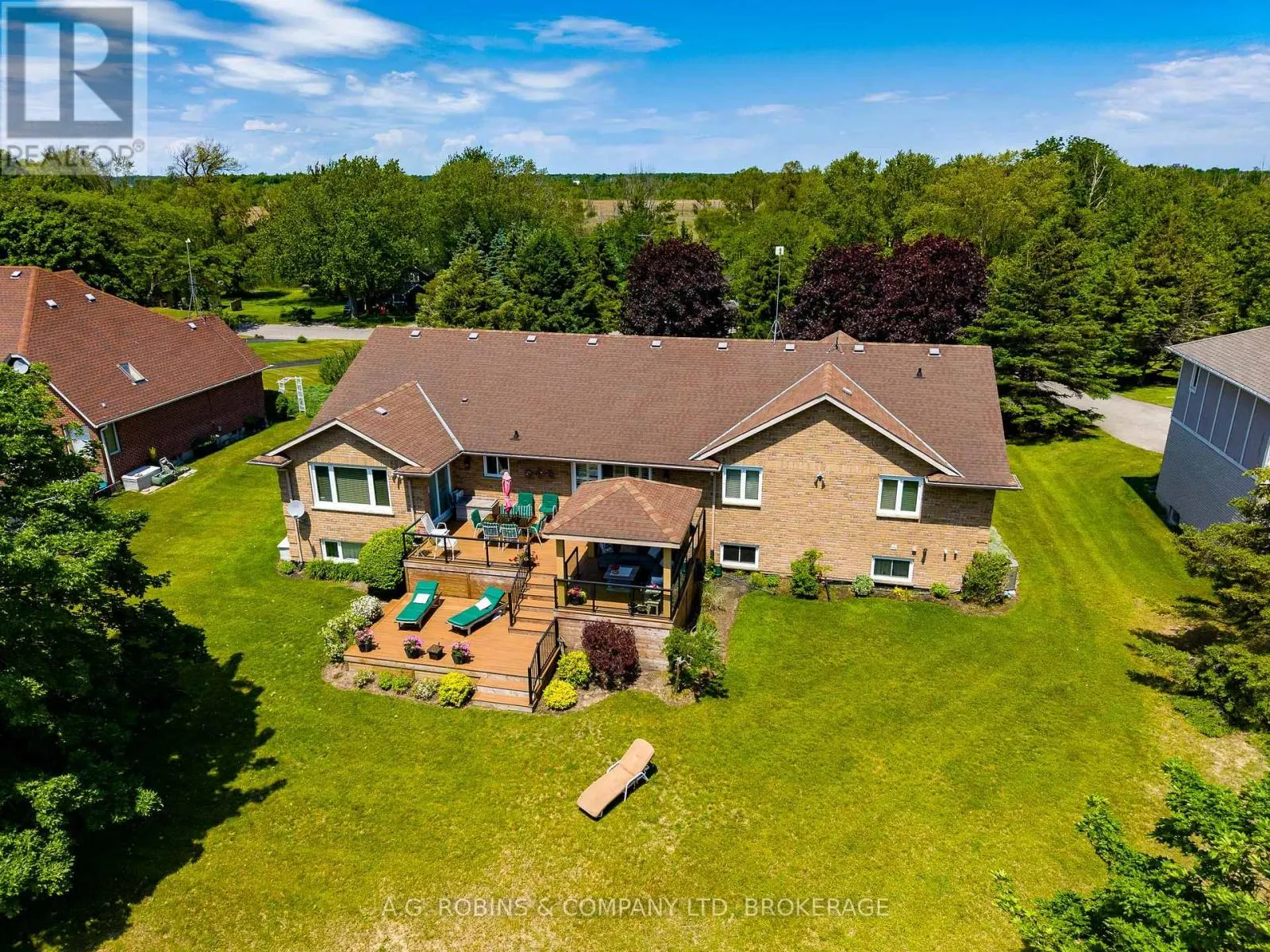 10321 LAKSHORE ROAD W