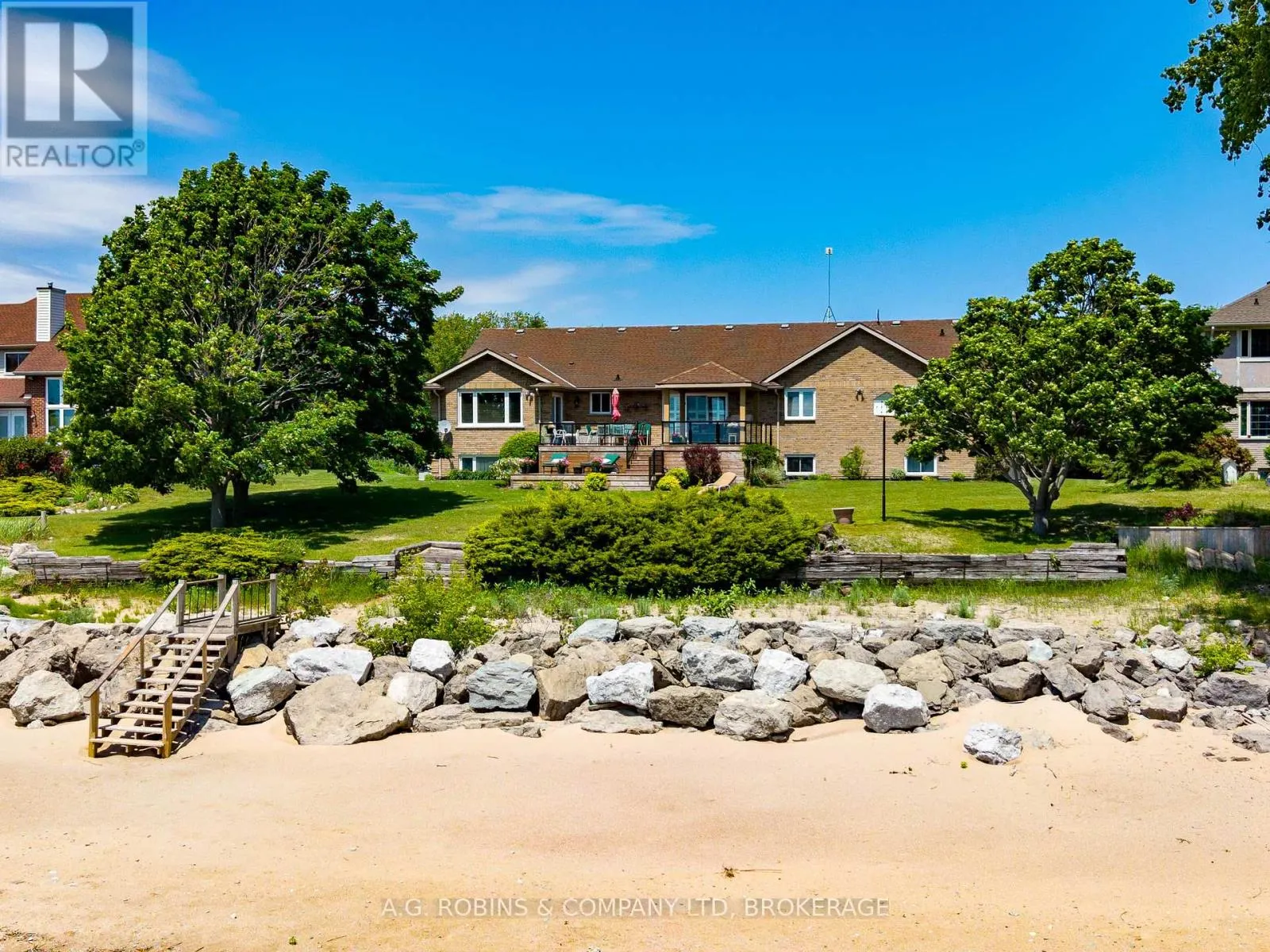 10321 LAKSHORE ROAD W