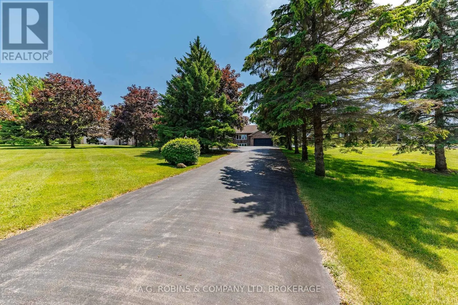 10321 LAKSHORE ROAD W