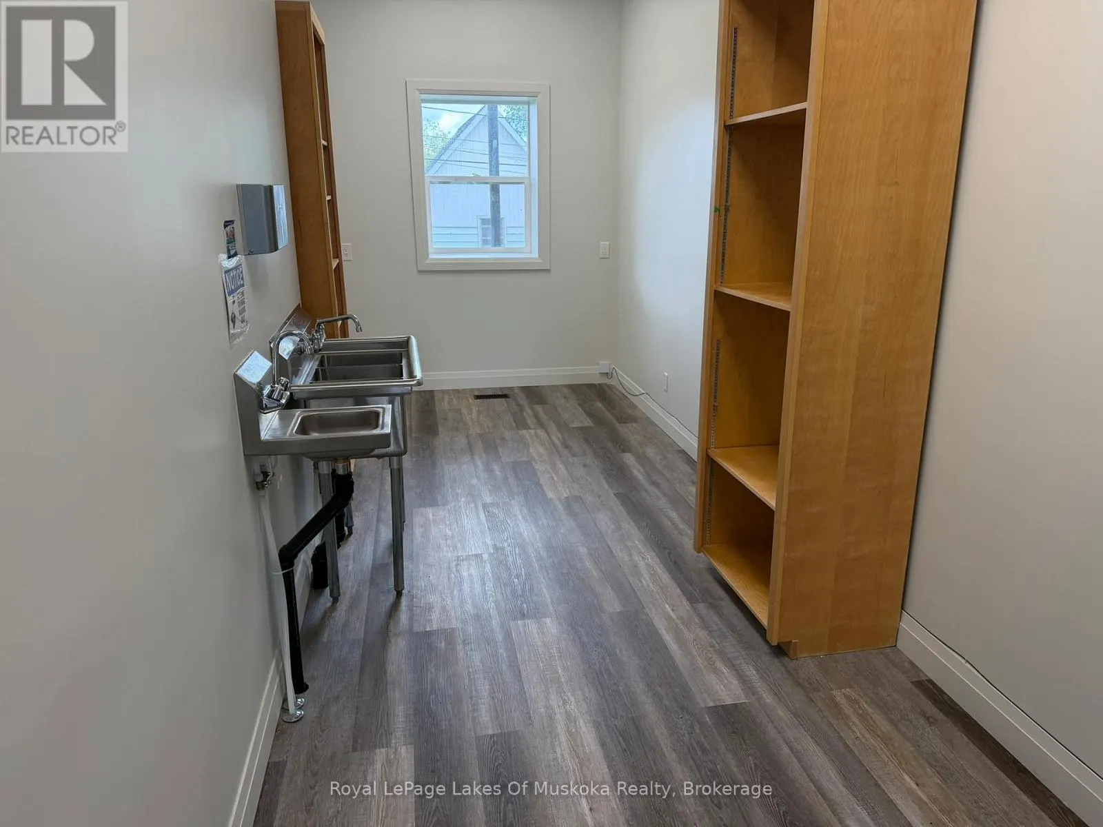 B - 193 ONTARIO STREET #B