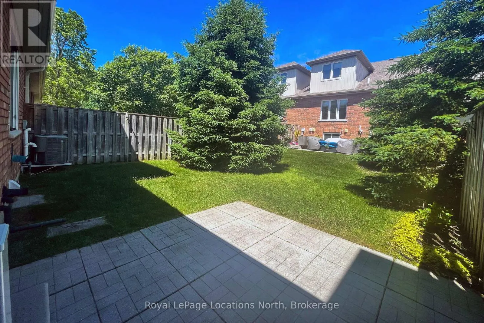 18 - 111 EMPIRE LANE #18