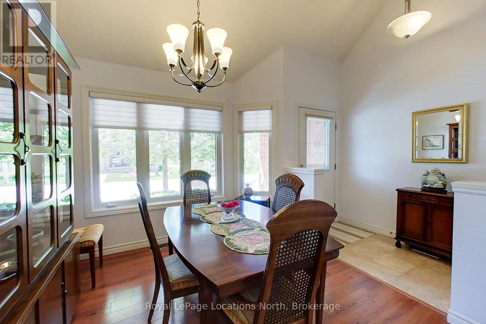 18 - 111 EMPIRE LANE #18
