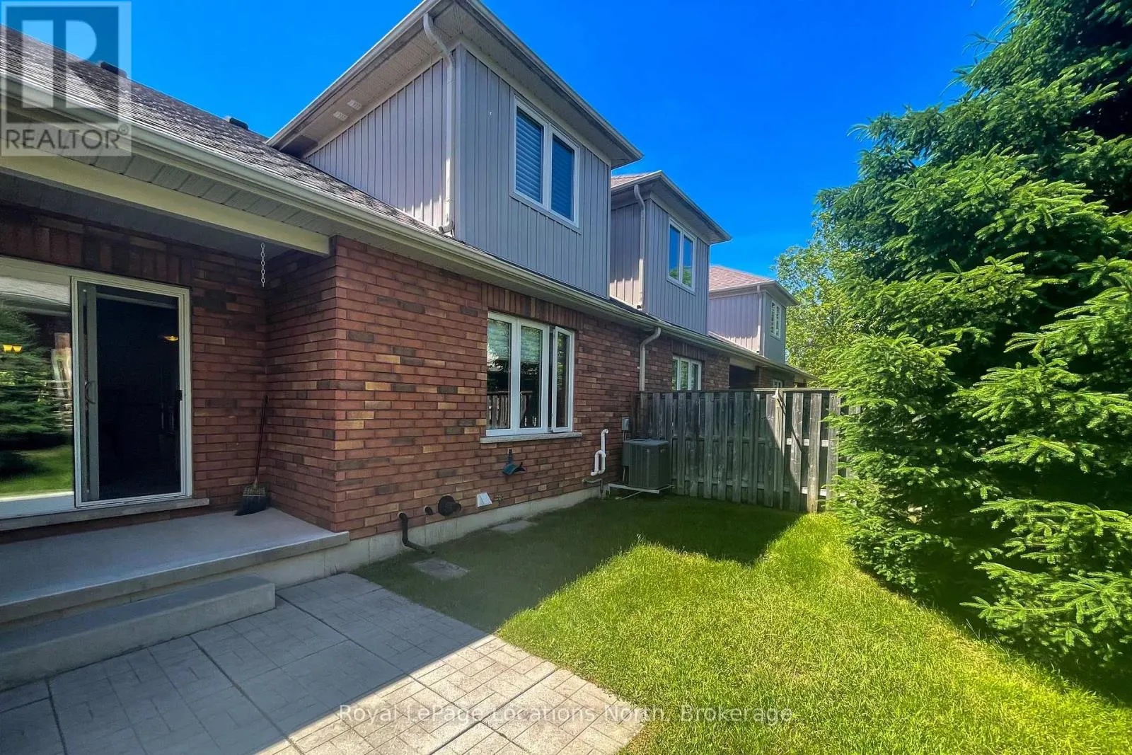 18 - 111 EMPIRE LANE #18