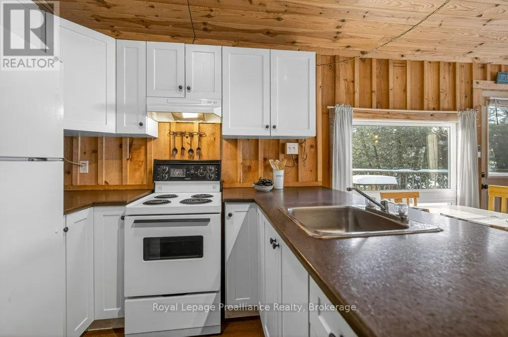 24A CYPRESS LANE
