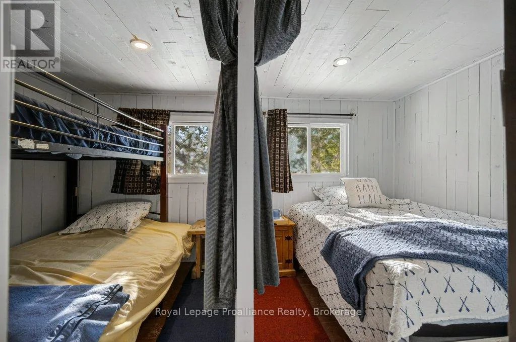 24A CYPRESS LANE