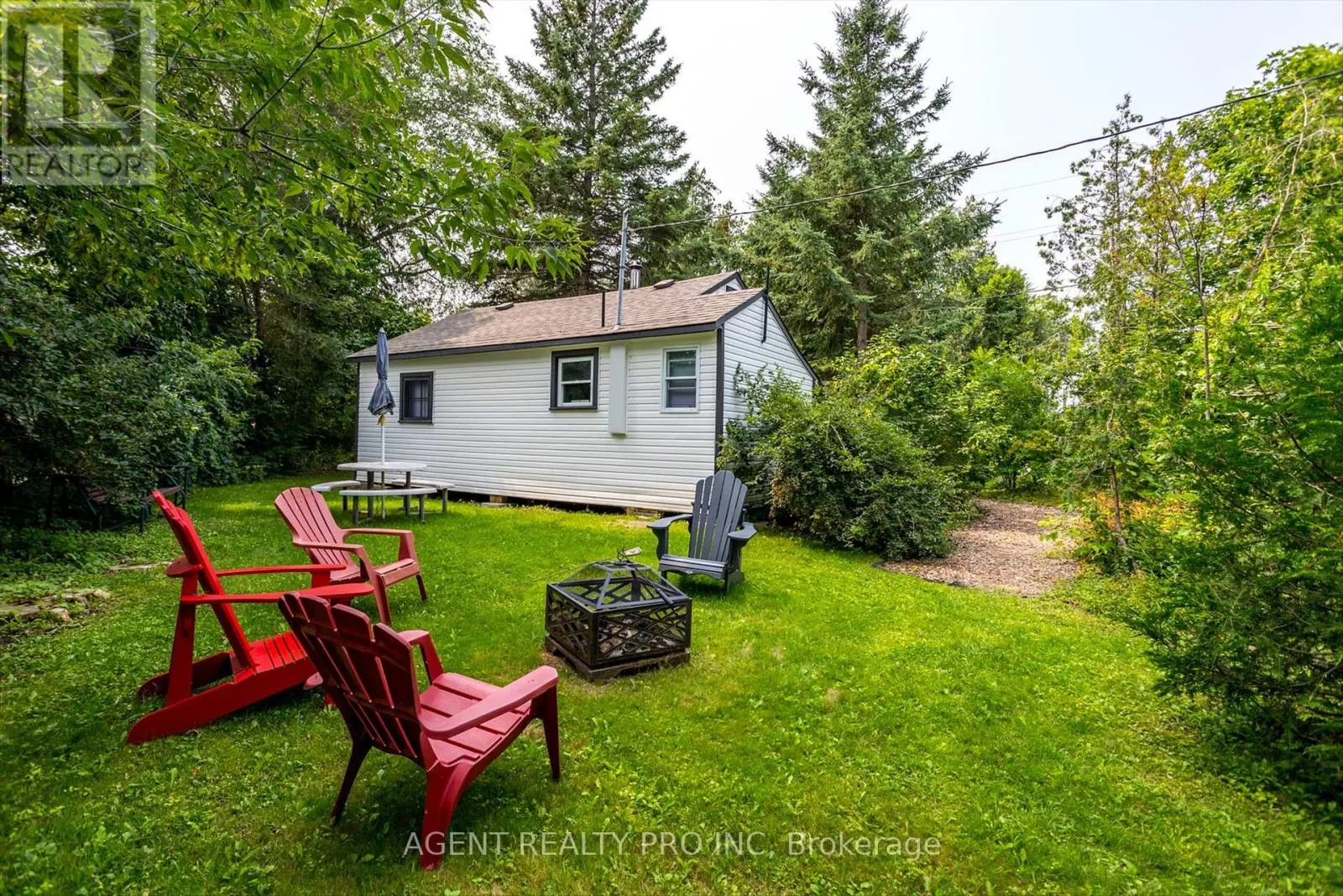 21 ORIOLE ROAD