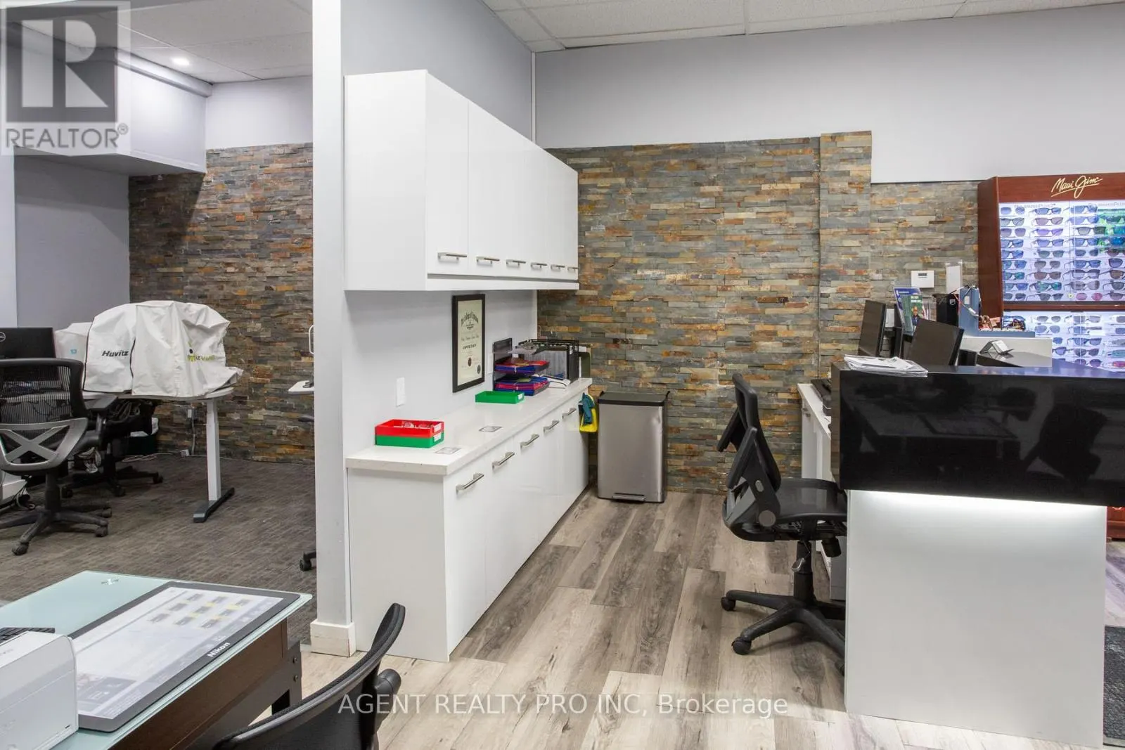 419 DUNDAS STREET