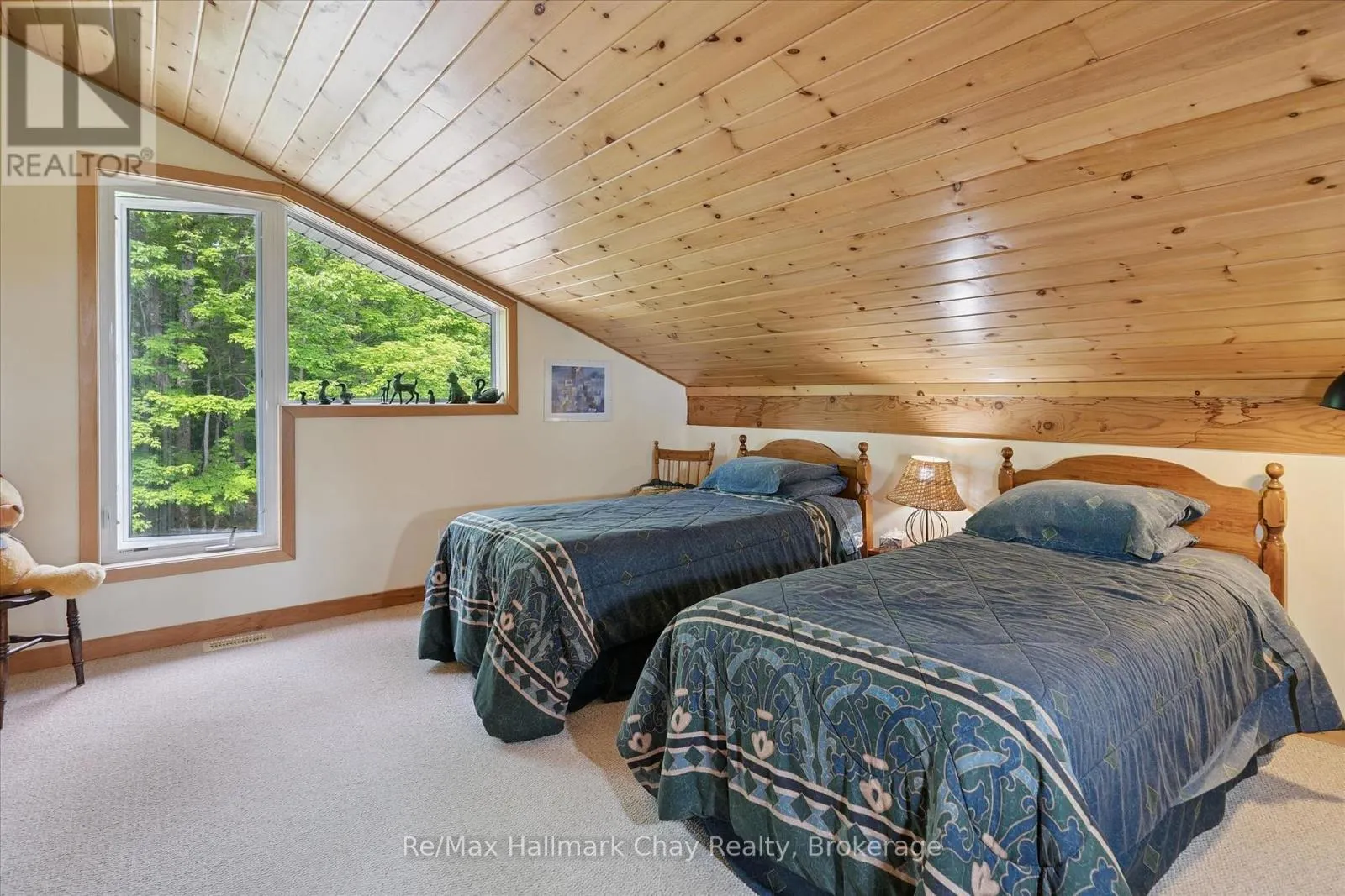 1497 FOX POINT ROAD