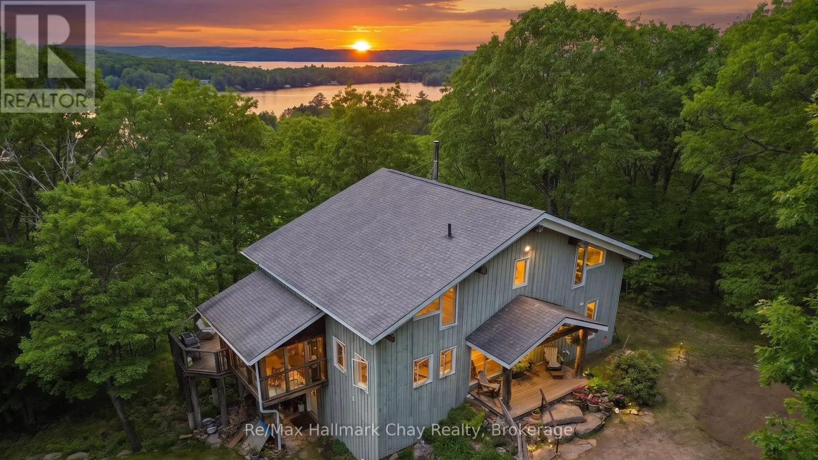 1497 FOX POINT ROAD