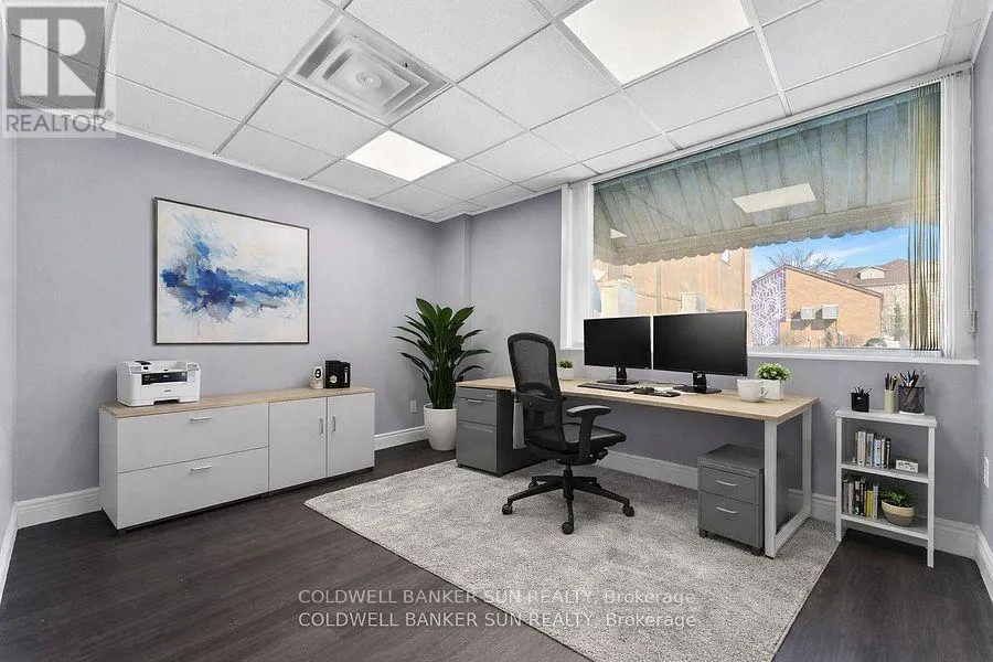 290 DUNDAS STREET