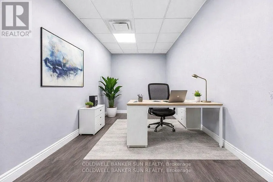 290 DUNDAS STREET