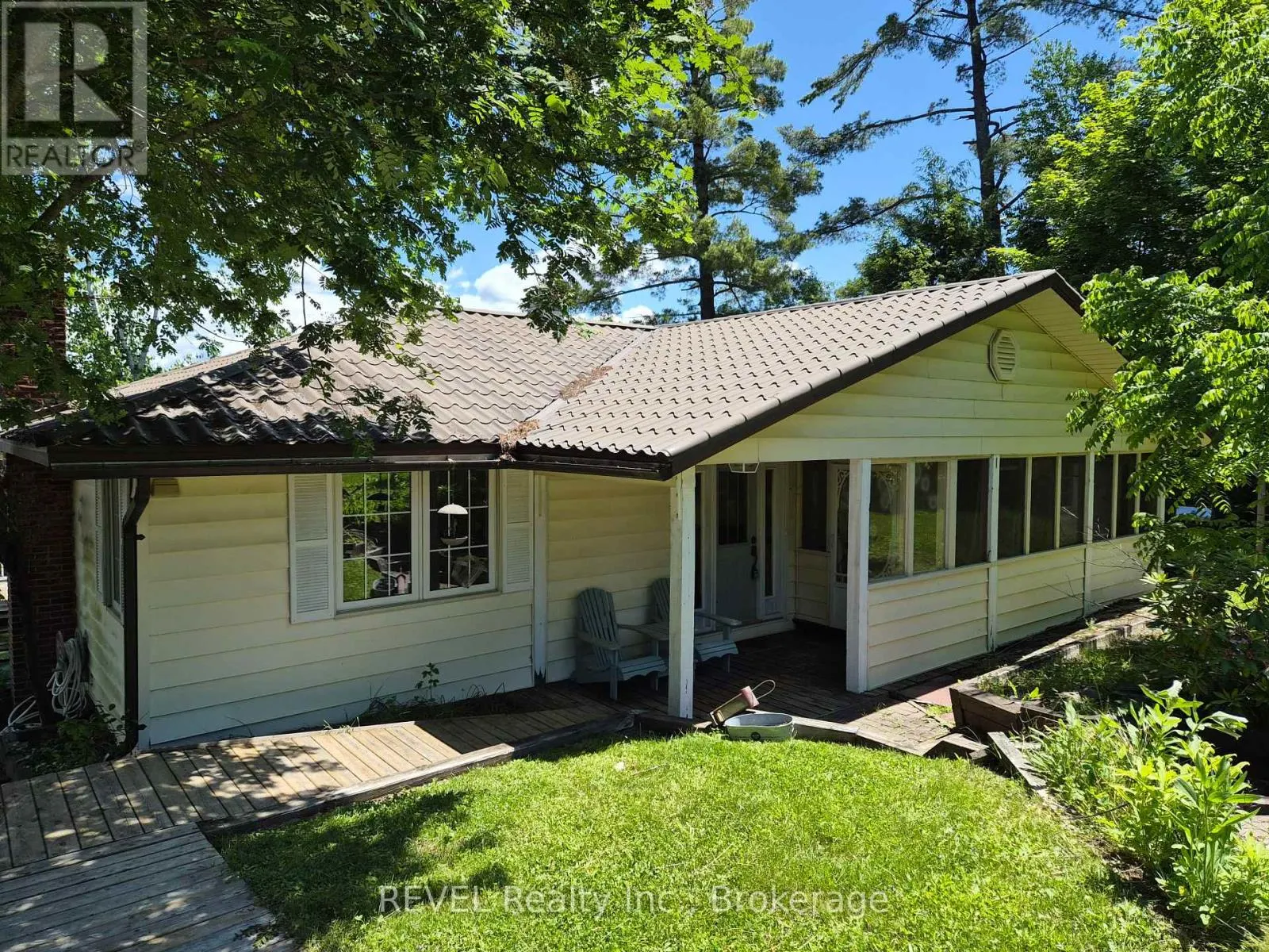 1031 BUTTERFLY ROAD