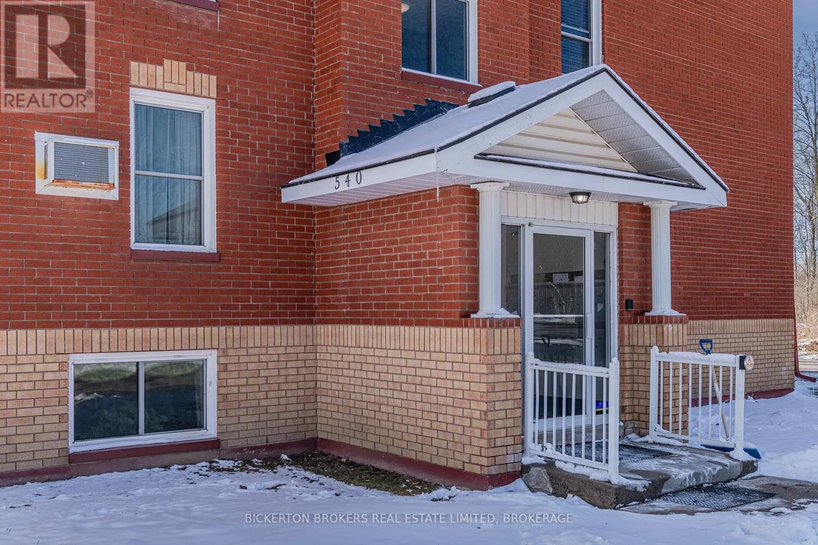 101 - 540 TALBOT PLACE #101