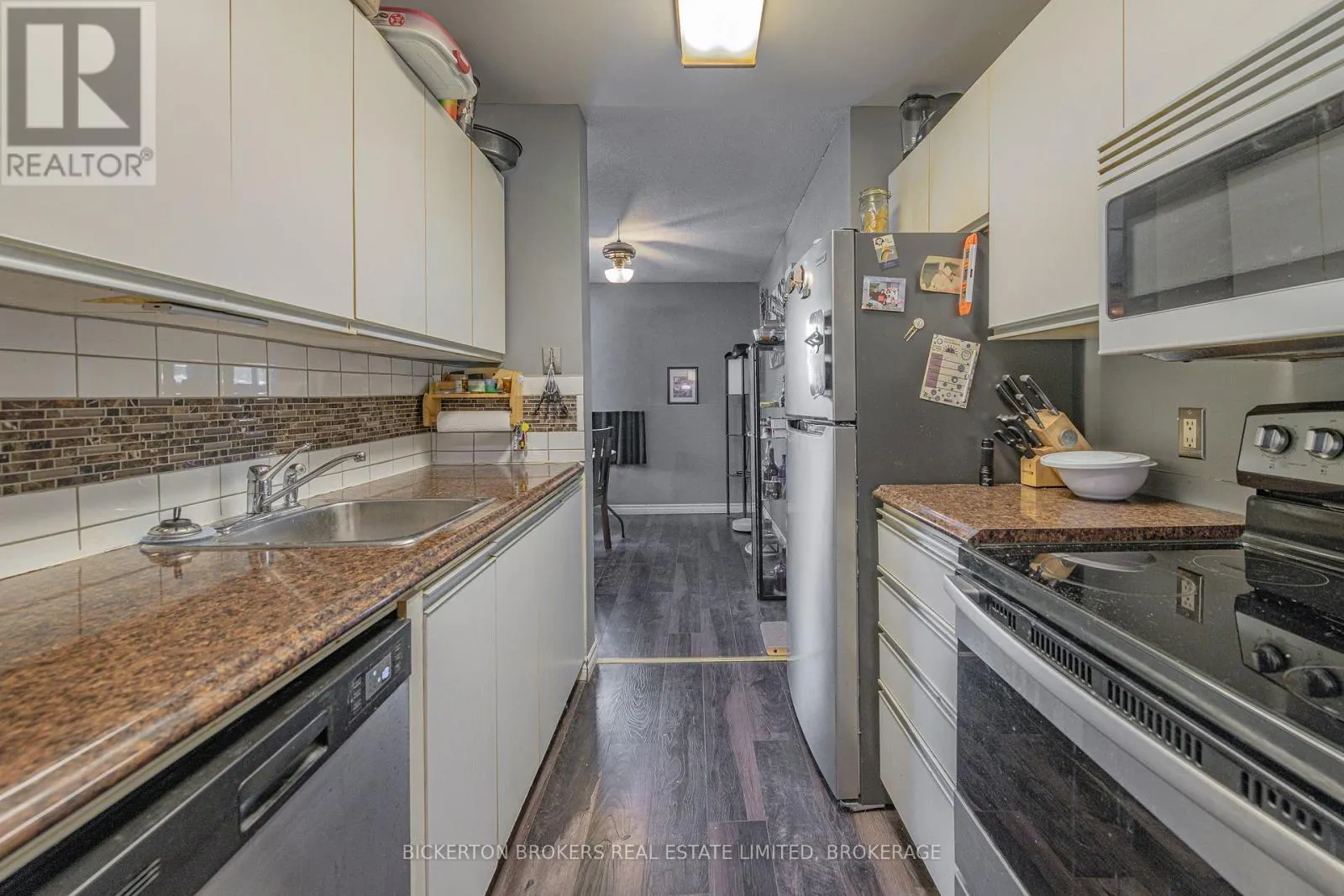 101 - 540 TALBOT PLACE #101