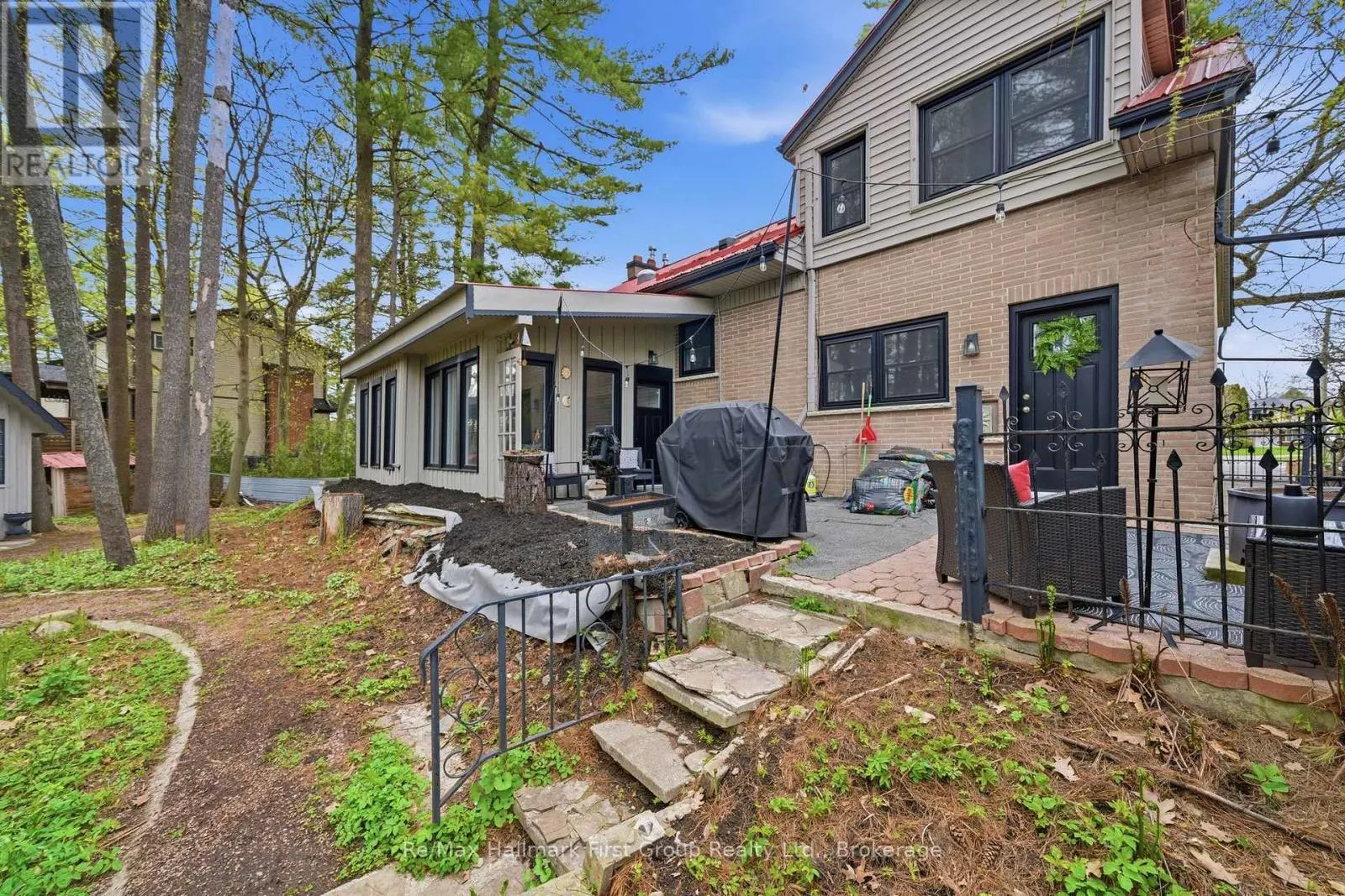 41 FREEMAN DRIVE