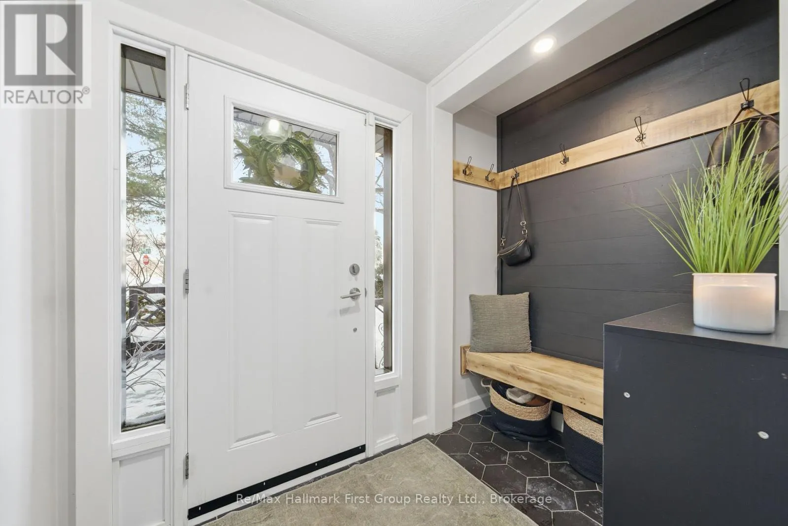 41 FREEMAN DRIVE