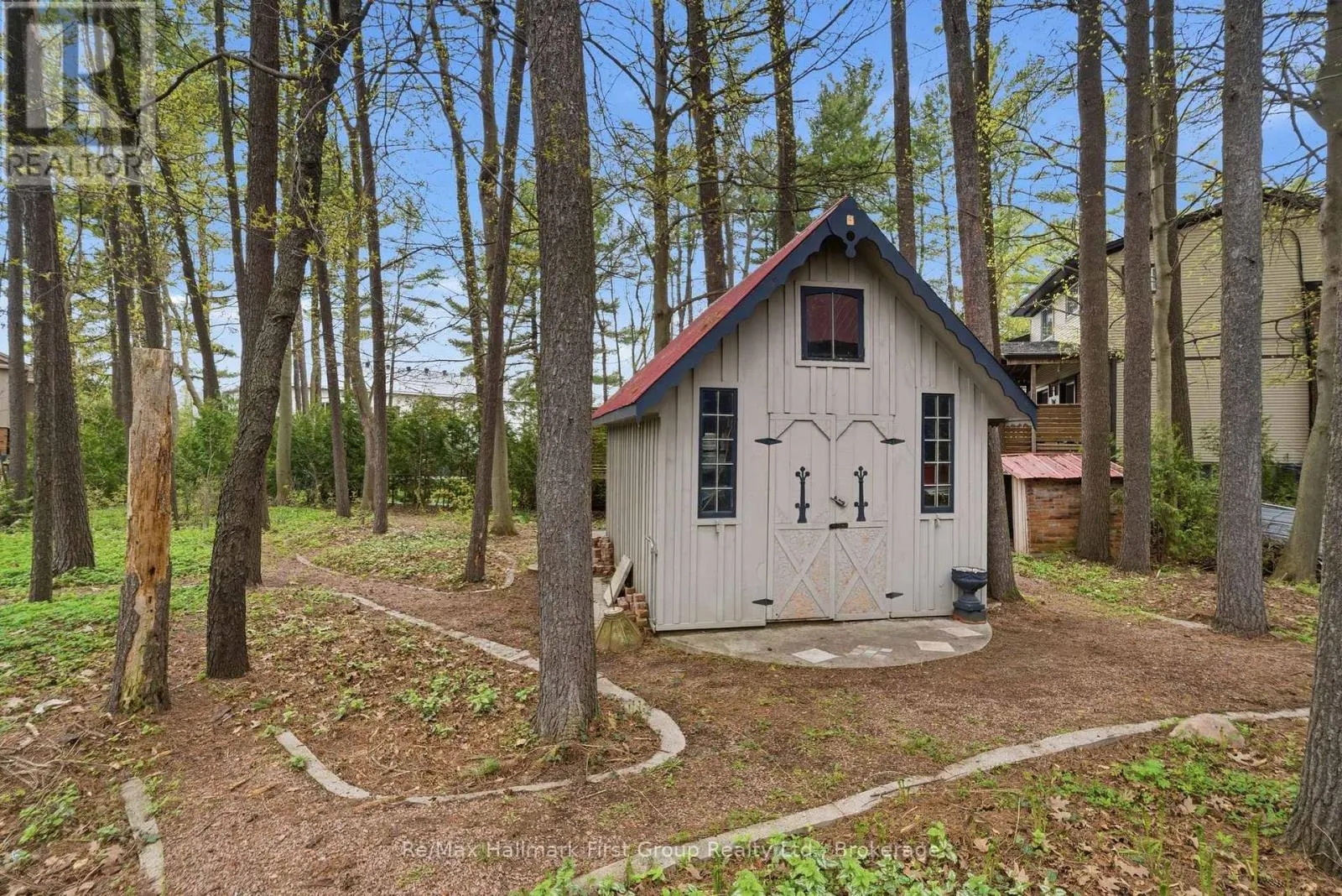 41 FREEMAN DRIVE