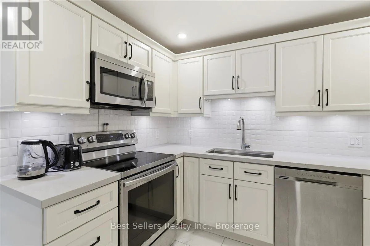 56 FLORENCE STREET W