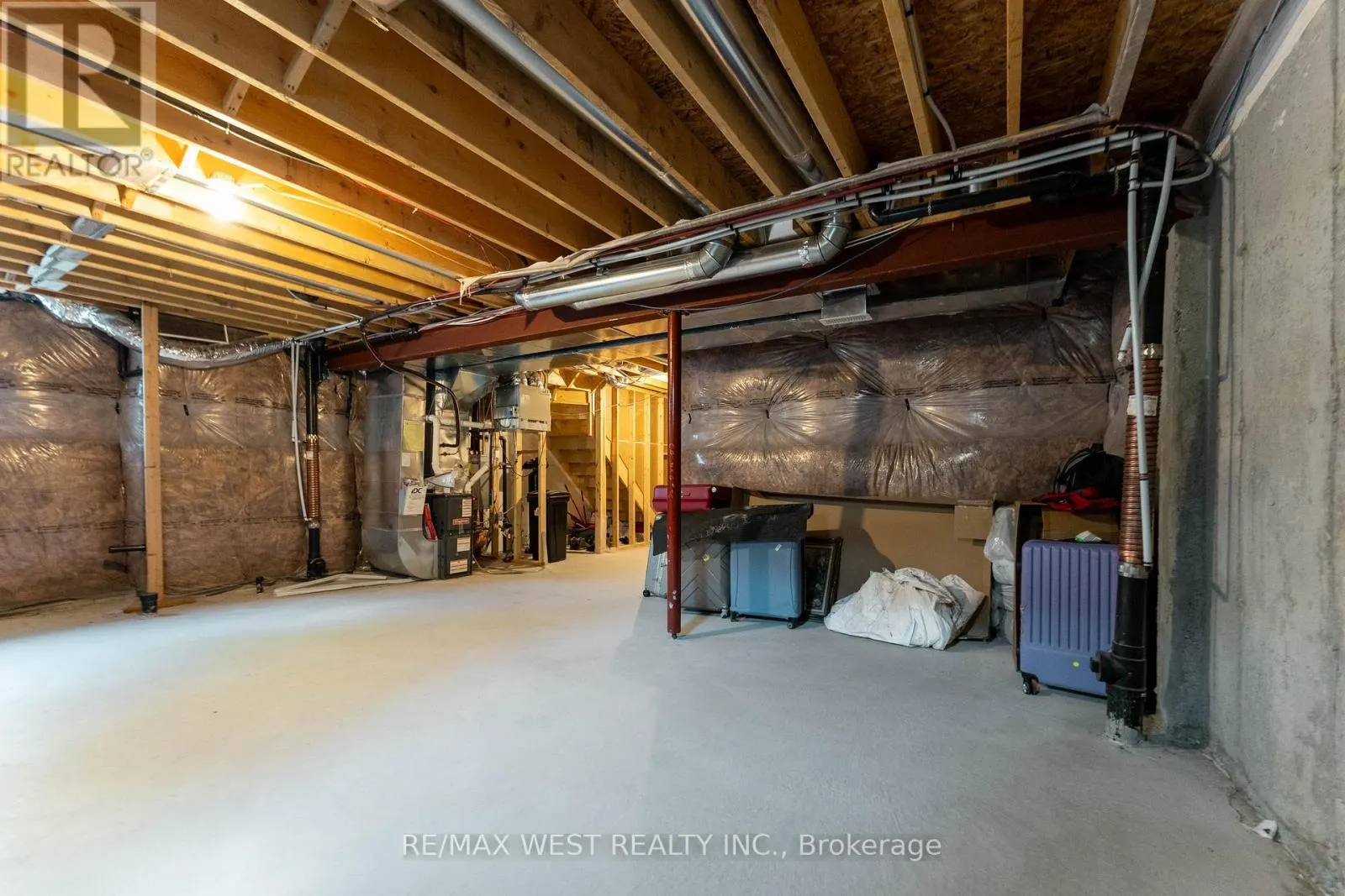 24 DEWBERRY DRIVE