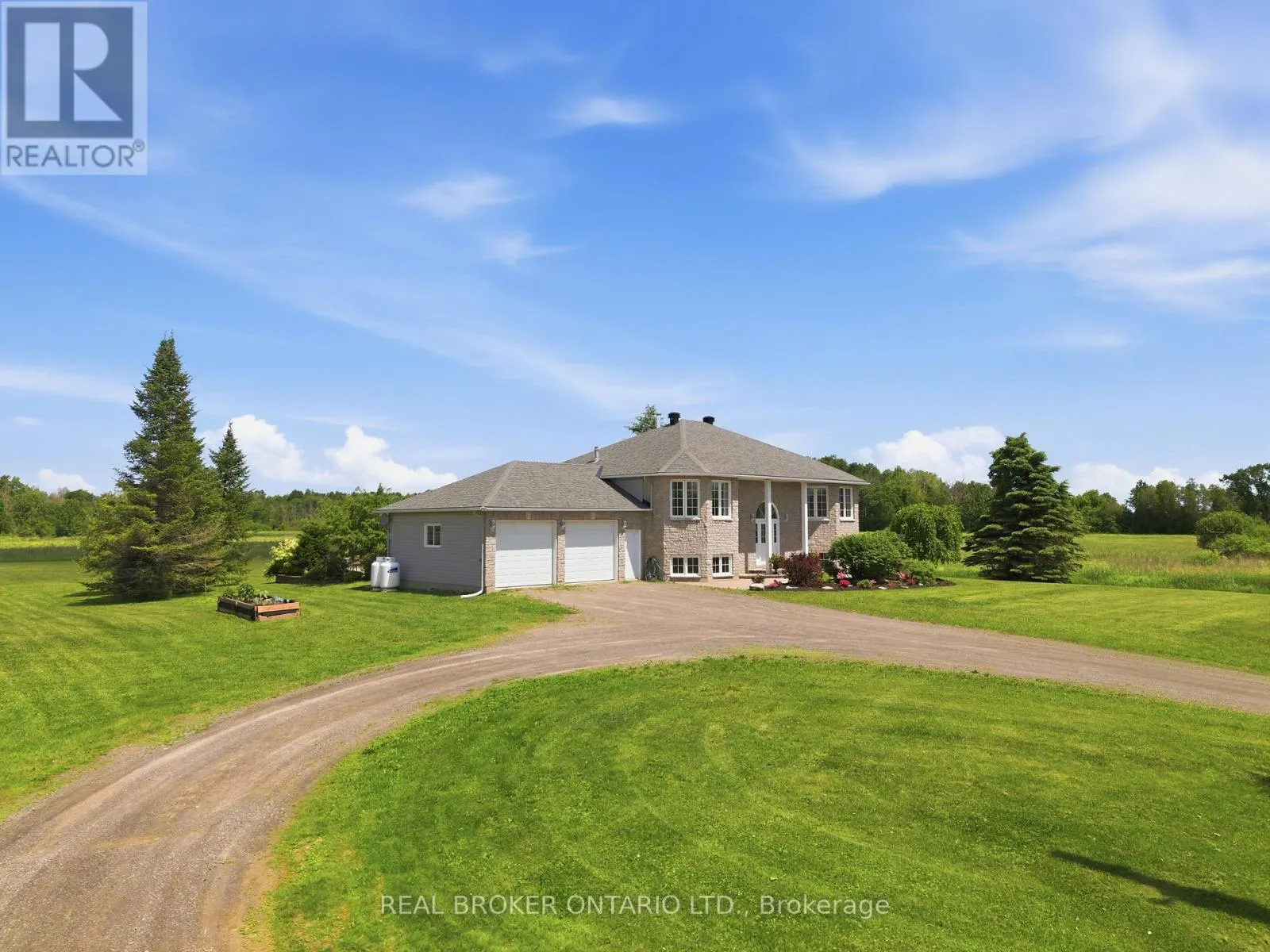 1659 LINDSAY ROAD
