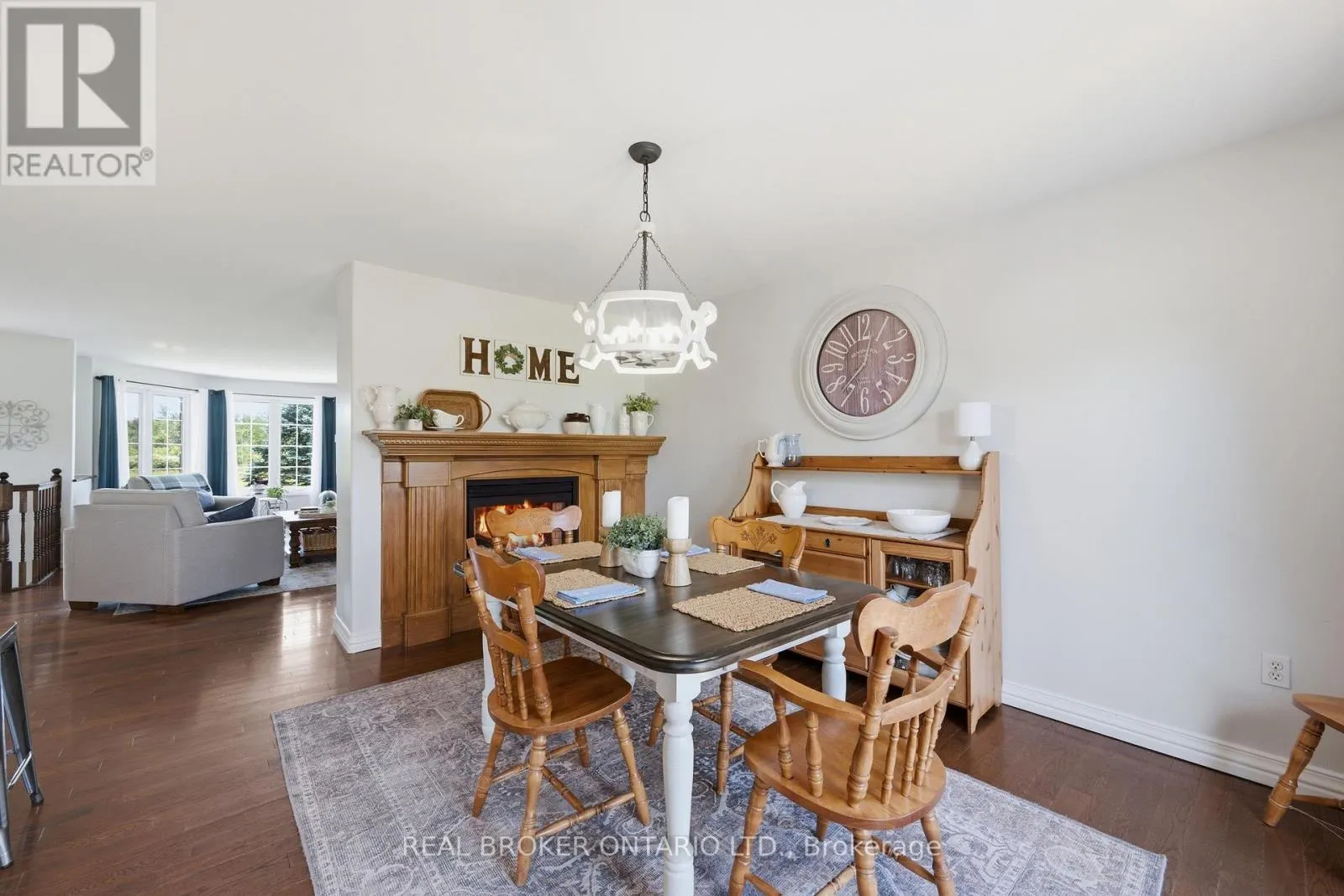1659 LINDSAY ROAD