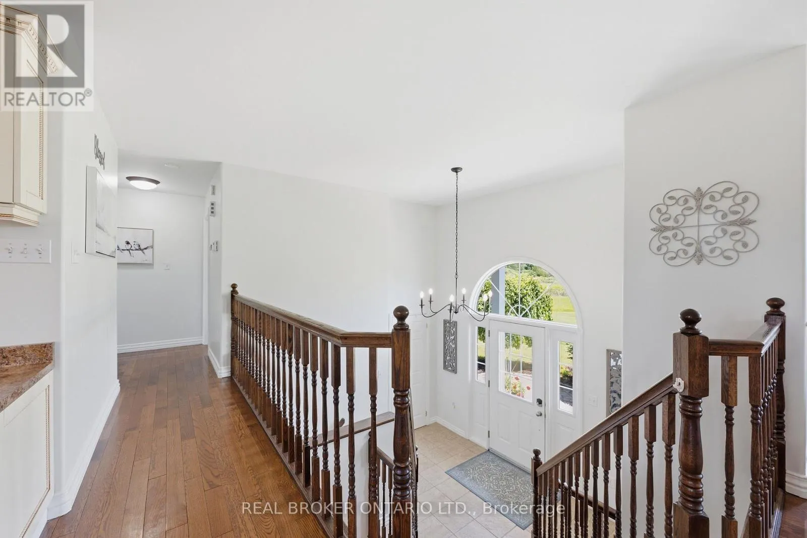 1659 LINDSAY ROAD
