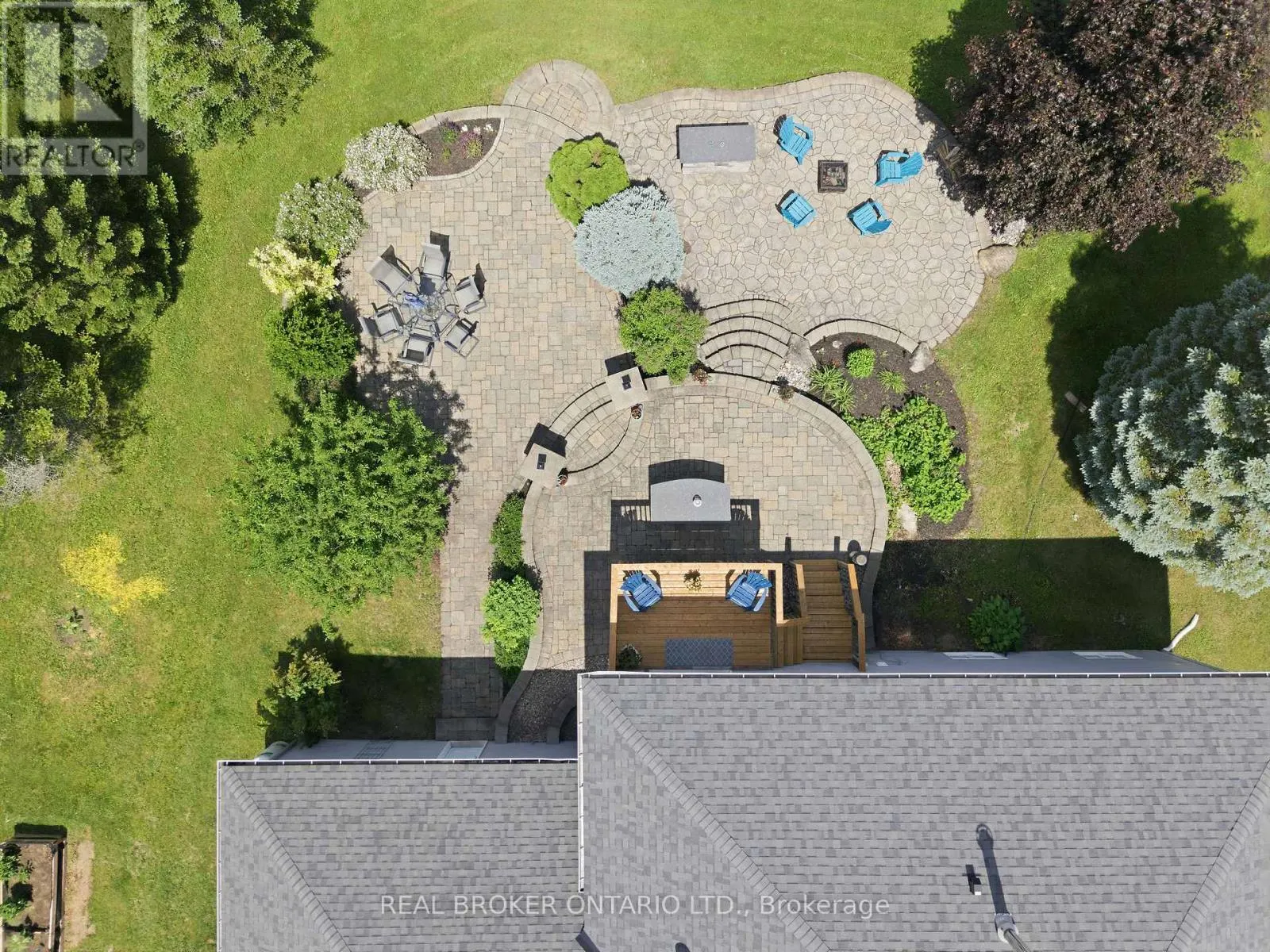 1659 LINDSAY ROAD