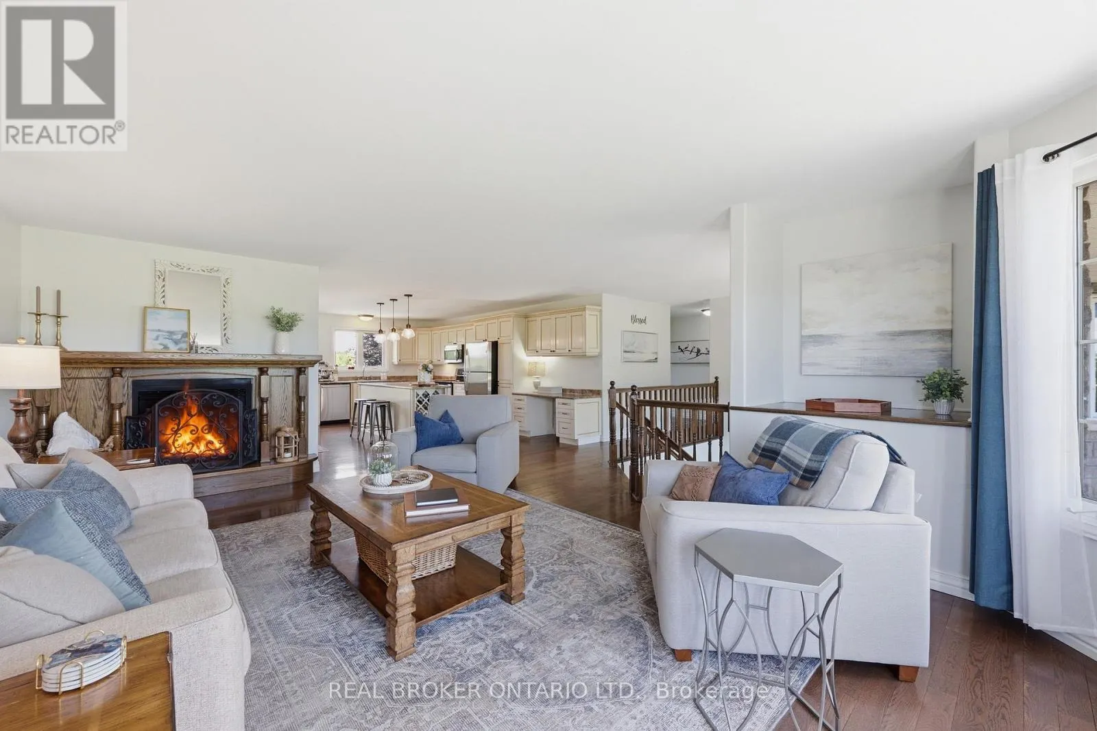 1659 LINDSAY ROAD