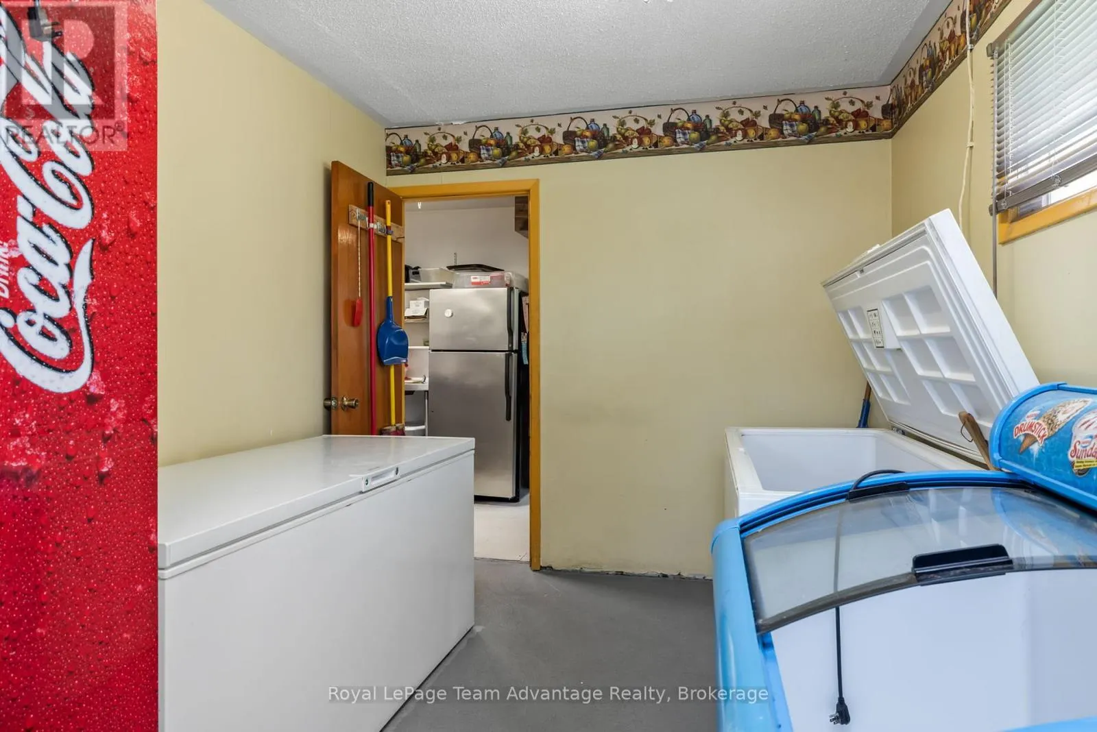 1294 HIGHWAY 520