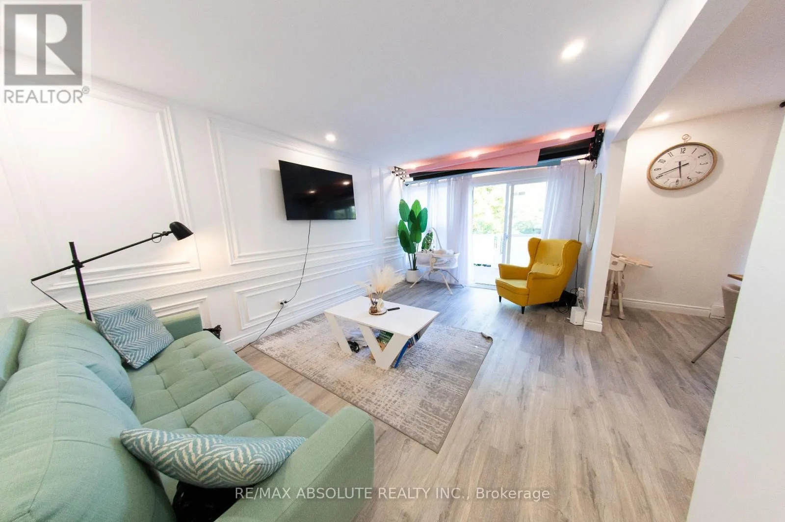 44 - 3415 UPLANDS DRIVE