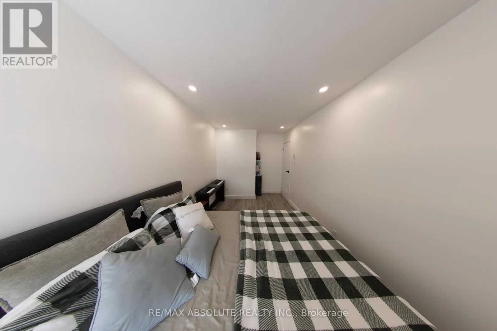 44 - 3415 UPLANDS DRIVE