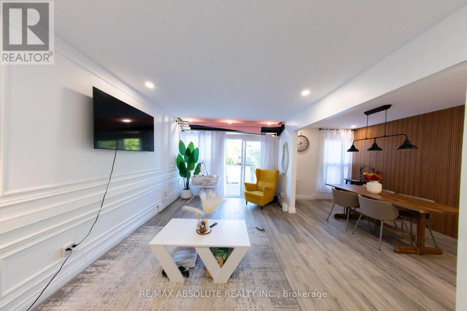 44 - 3415 UPLANDS DRIVE