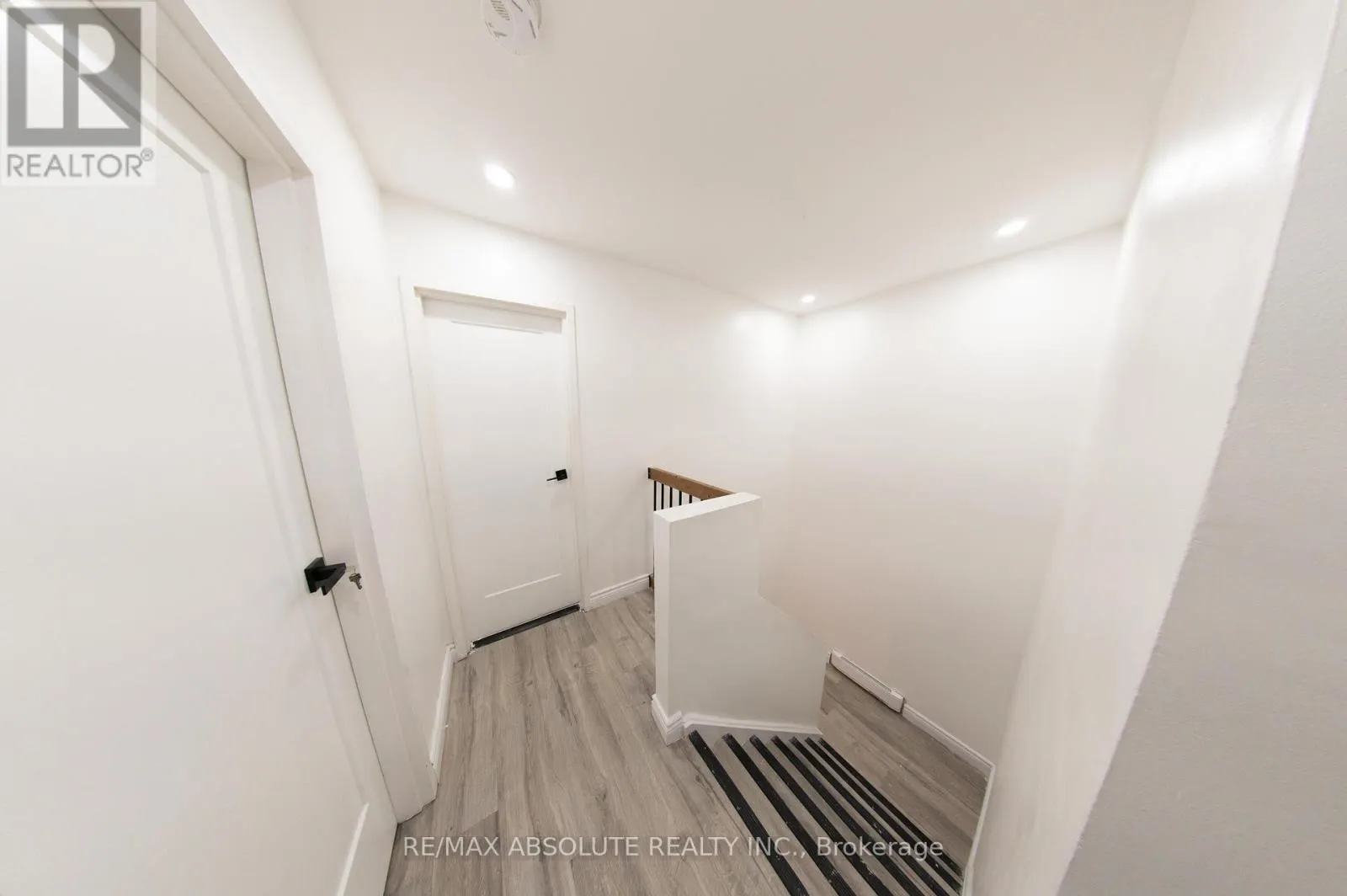 44 - 3415 UPLANDS DRIVE