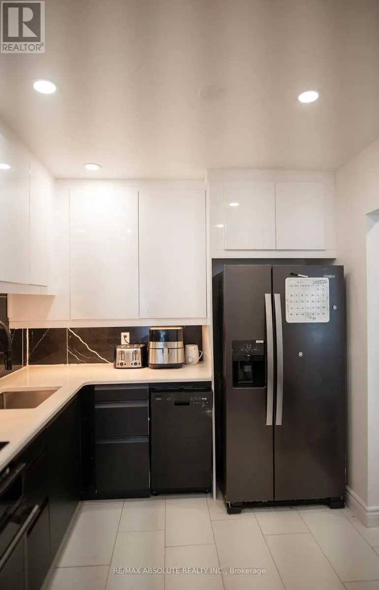 44 - 3415 UPLANDS DRIVE