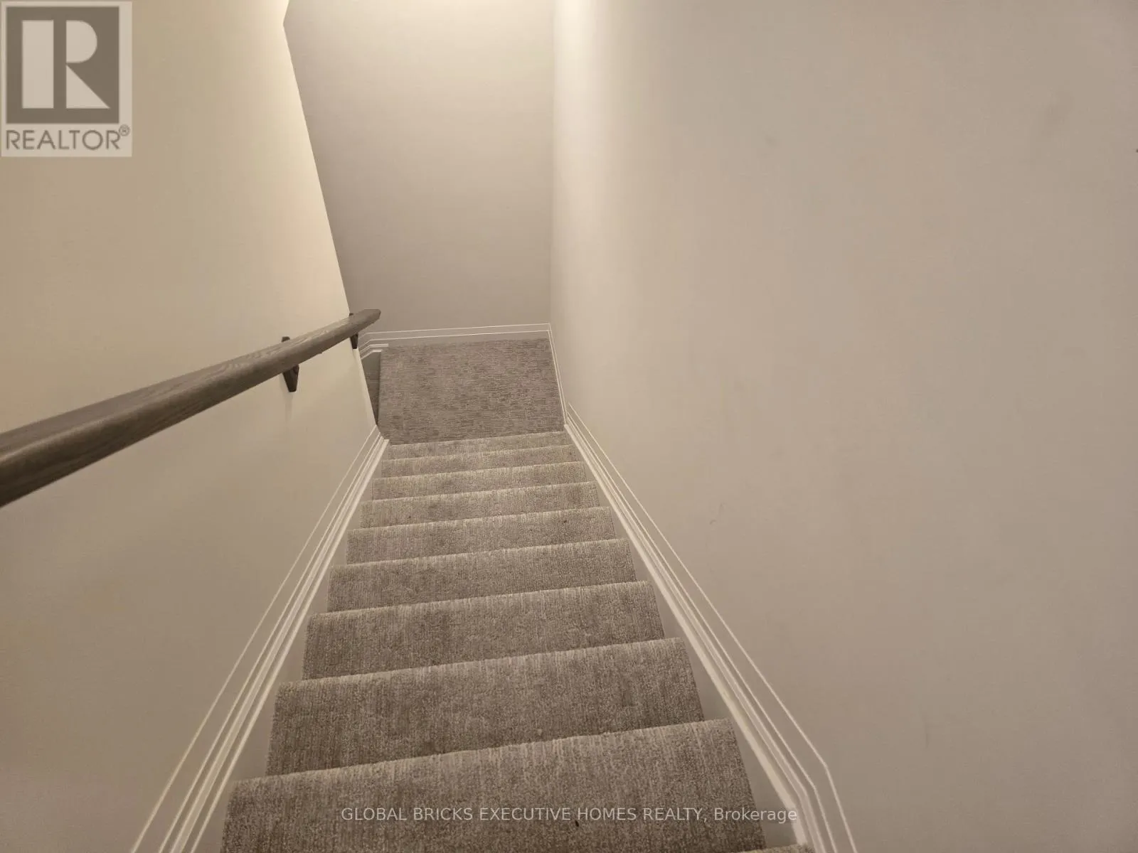 31 SAFFRON WAY
