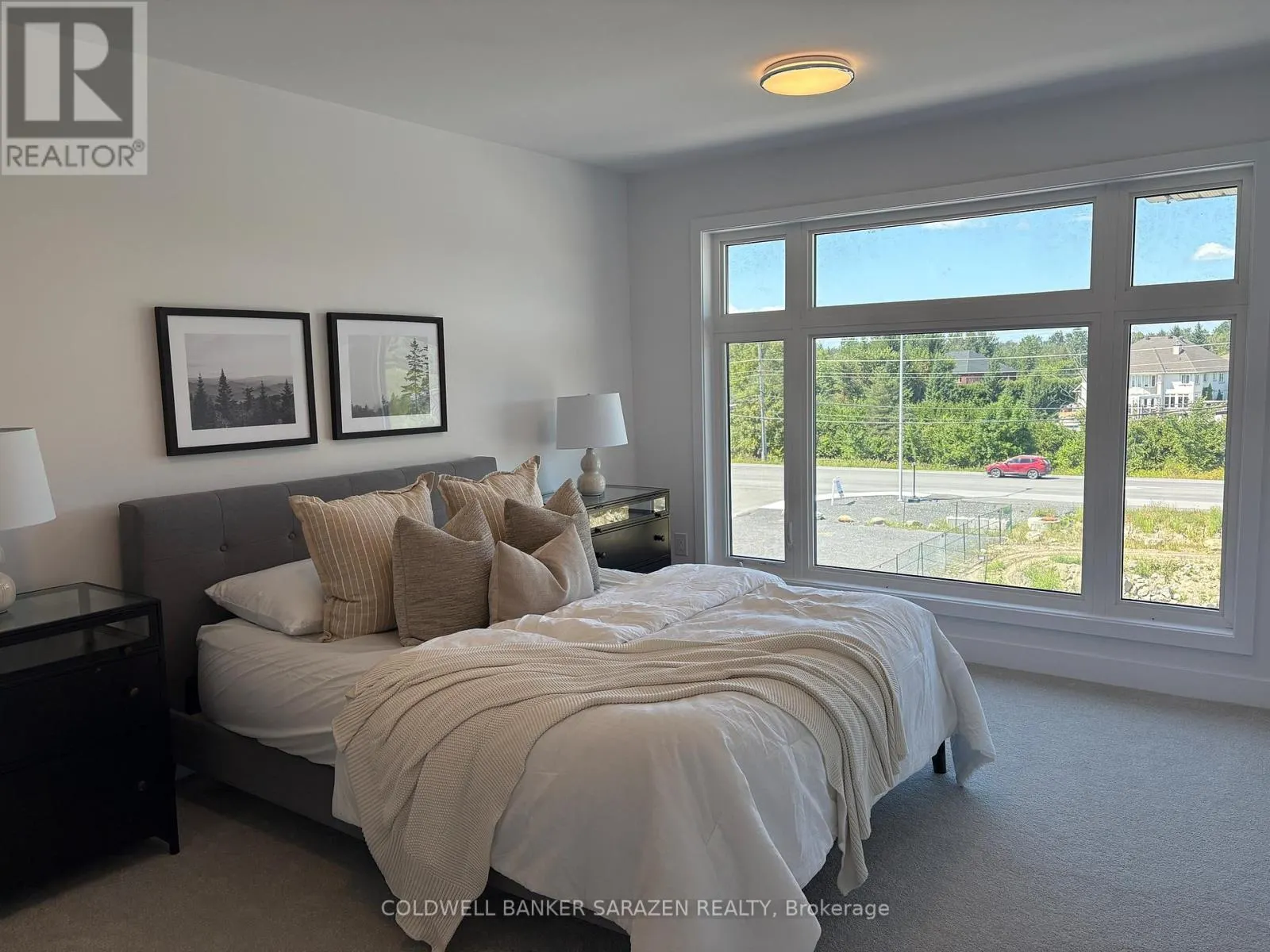 33 SALAMANDER WAY