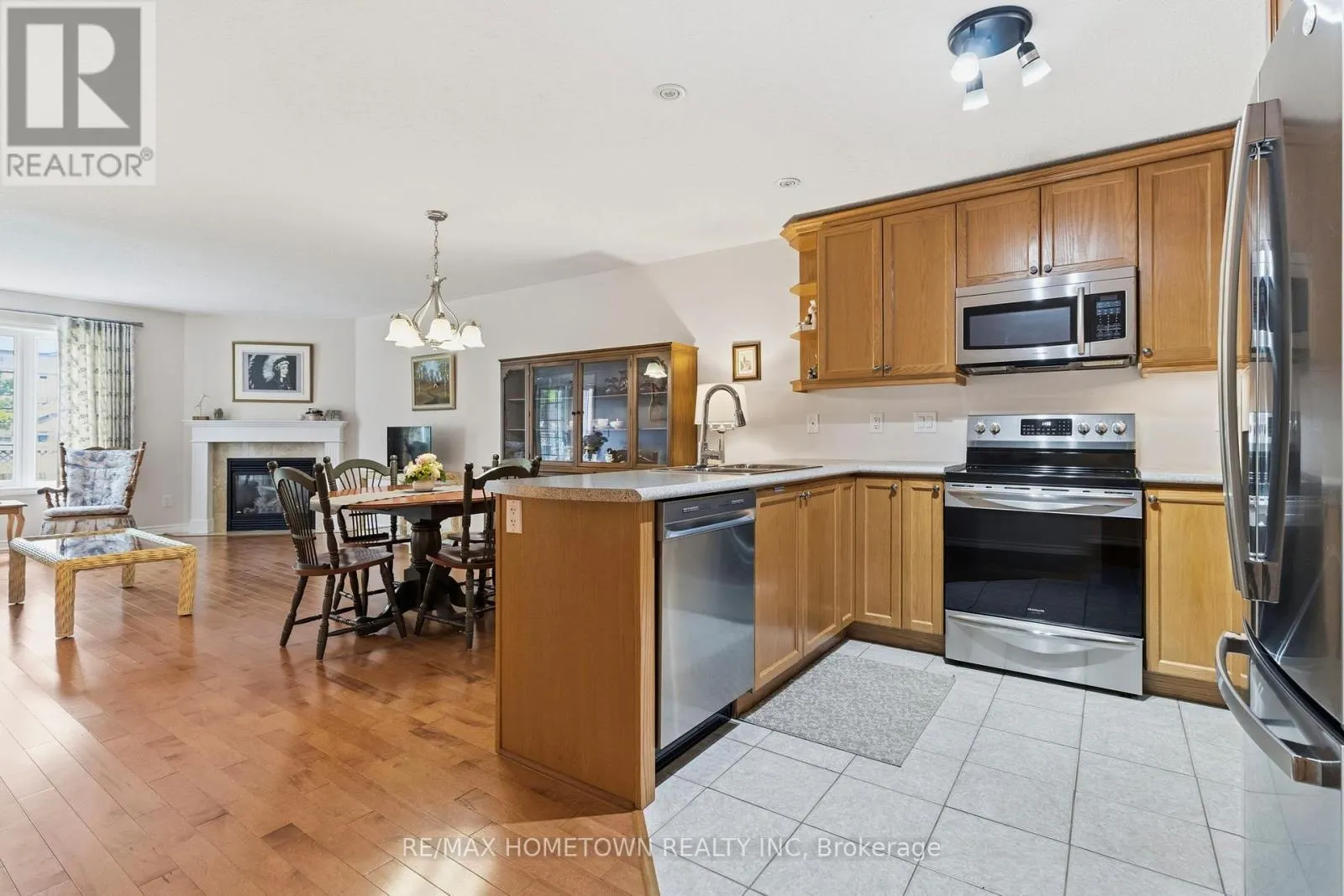 155 STEACY GARDENS
