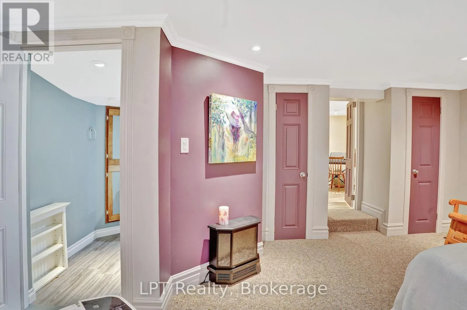 880 16TH STREET W
