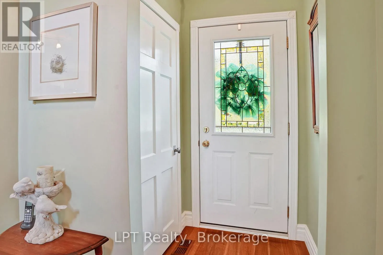 880 16TH STREET W