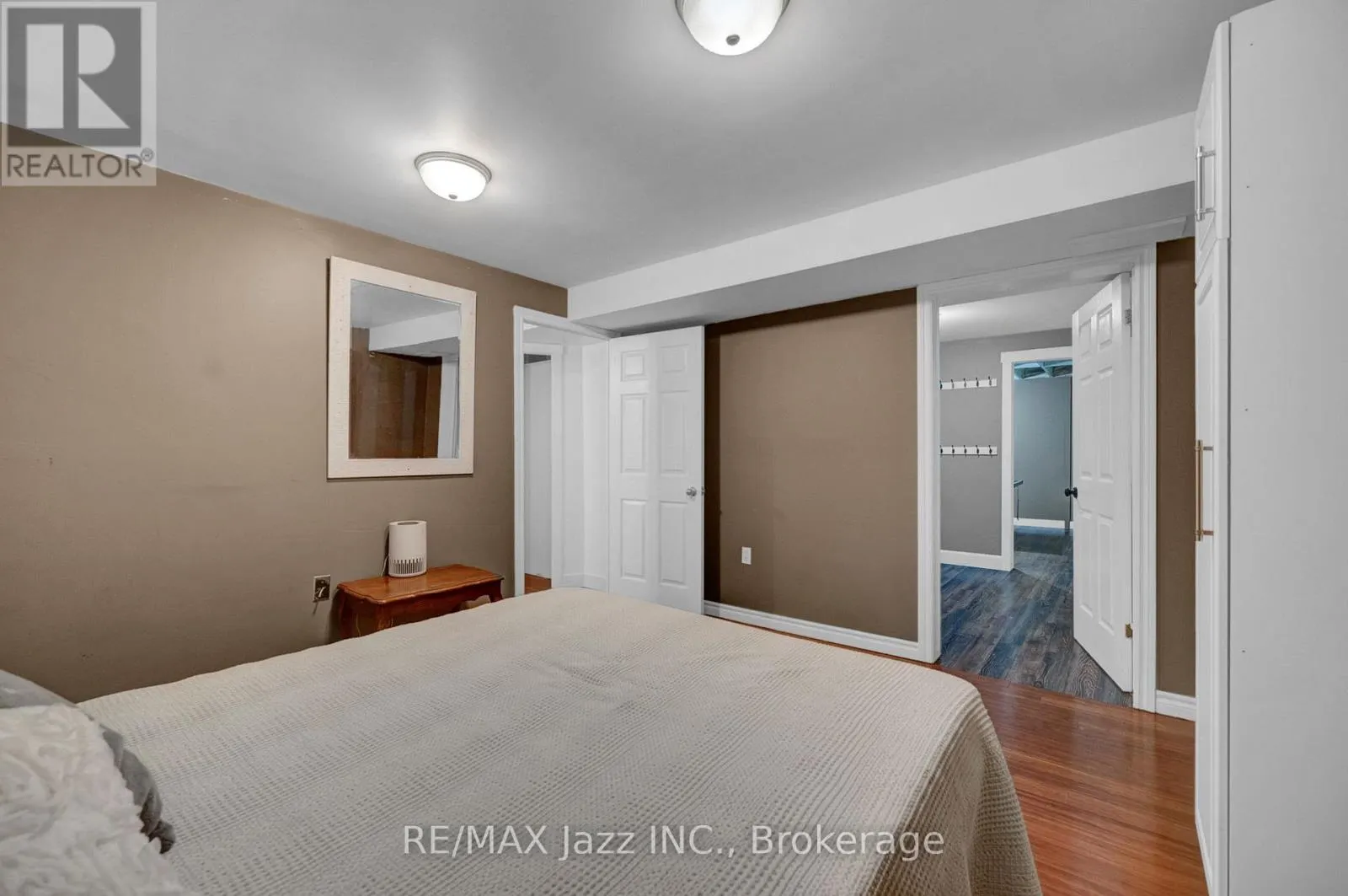1674 HOOTON DRIVE